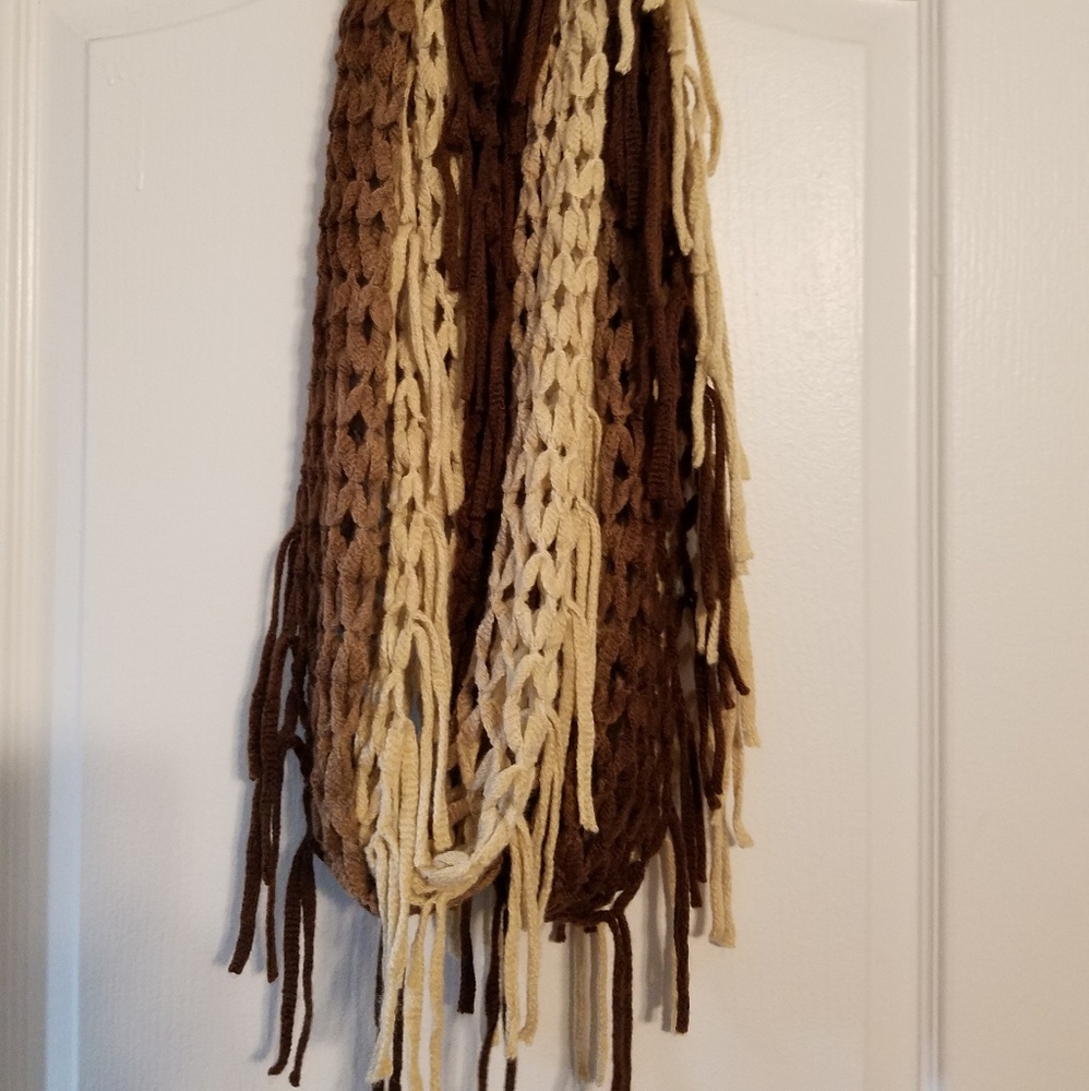 Infinity scarf